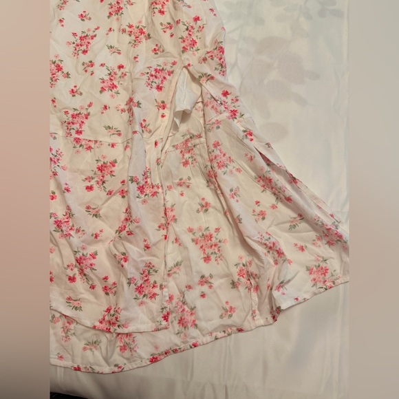 Hollister Cream and Pink Floral Maxi Dress - Picture 5 of 6